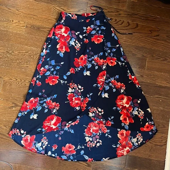 Floral Wrap Skirt - Picture 1 of 3